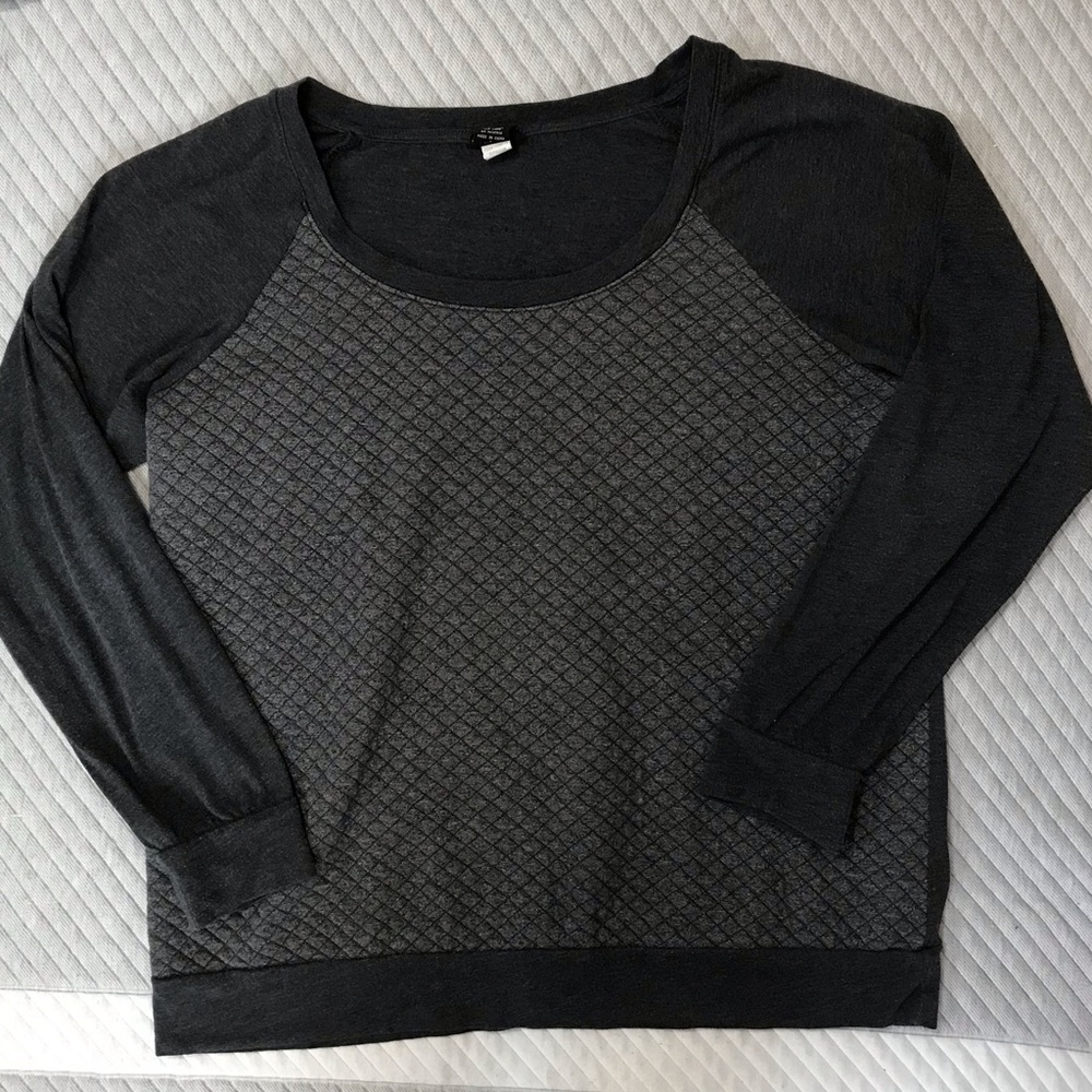 Torrid lightweight grey quilted sweater size 1X